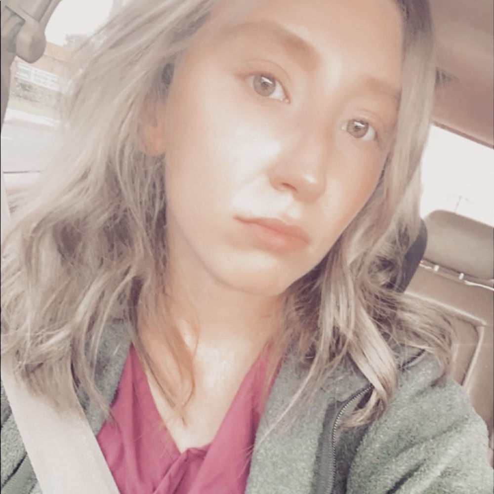 Meet your Posher, Candice